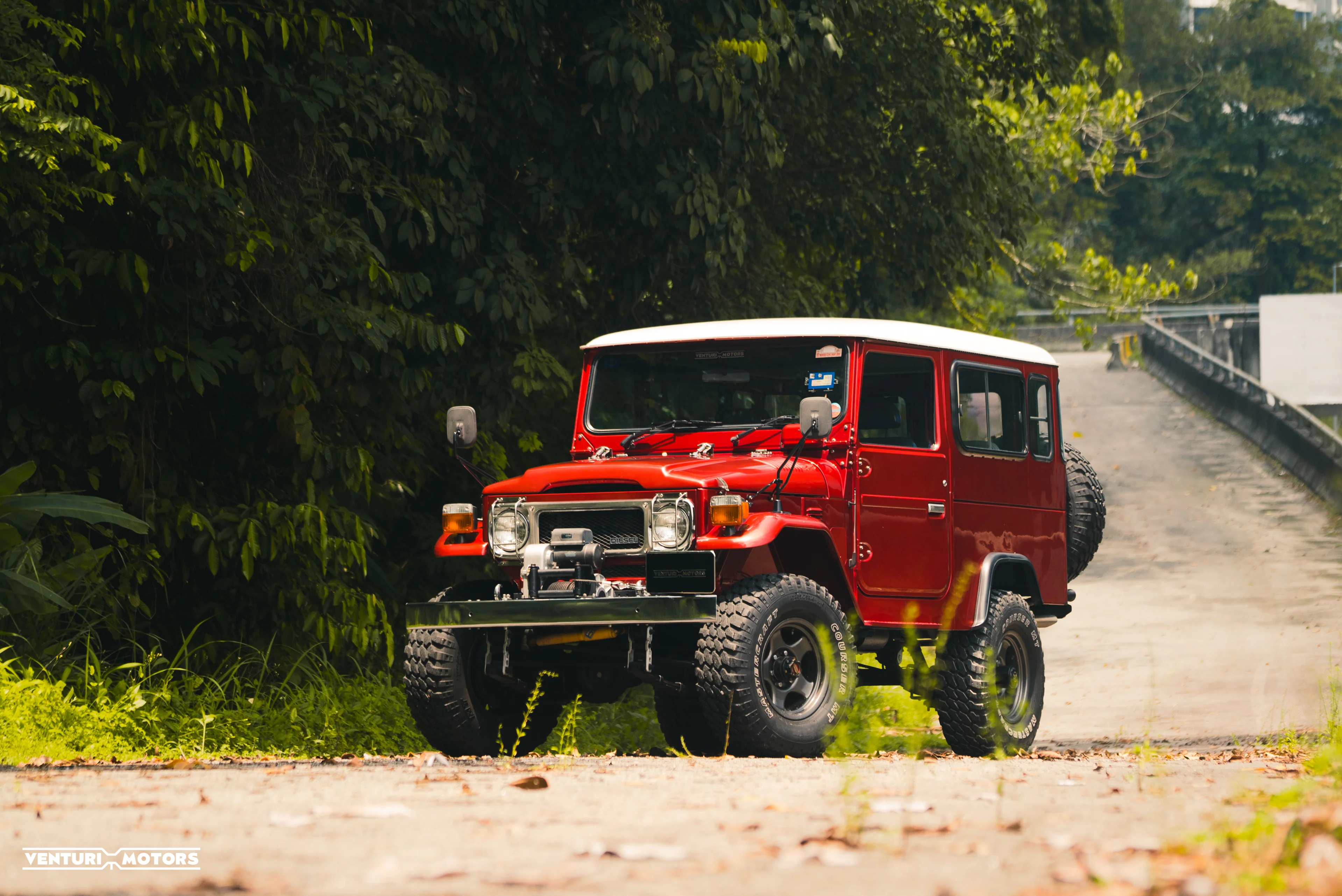 66c8737f1786b38585a20212_1976